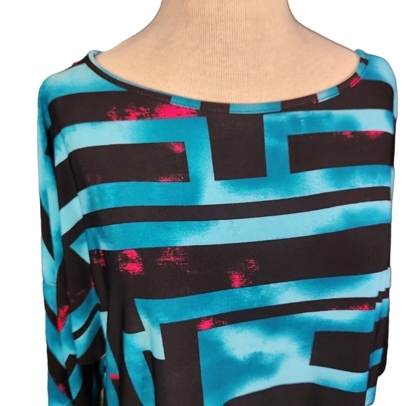 Clara Sun Woo Geometric Dolman Blouse - Picture 2 of 5